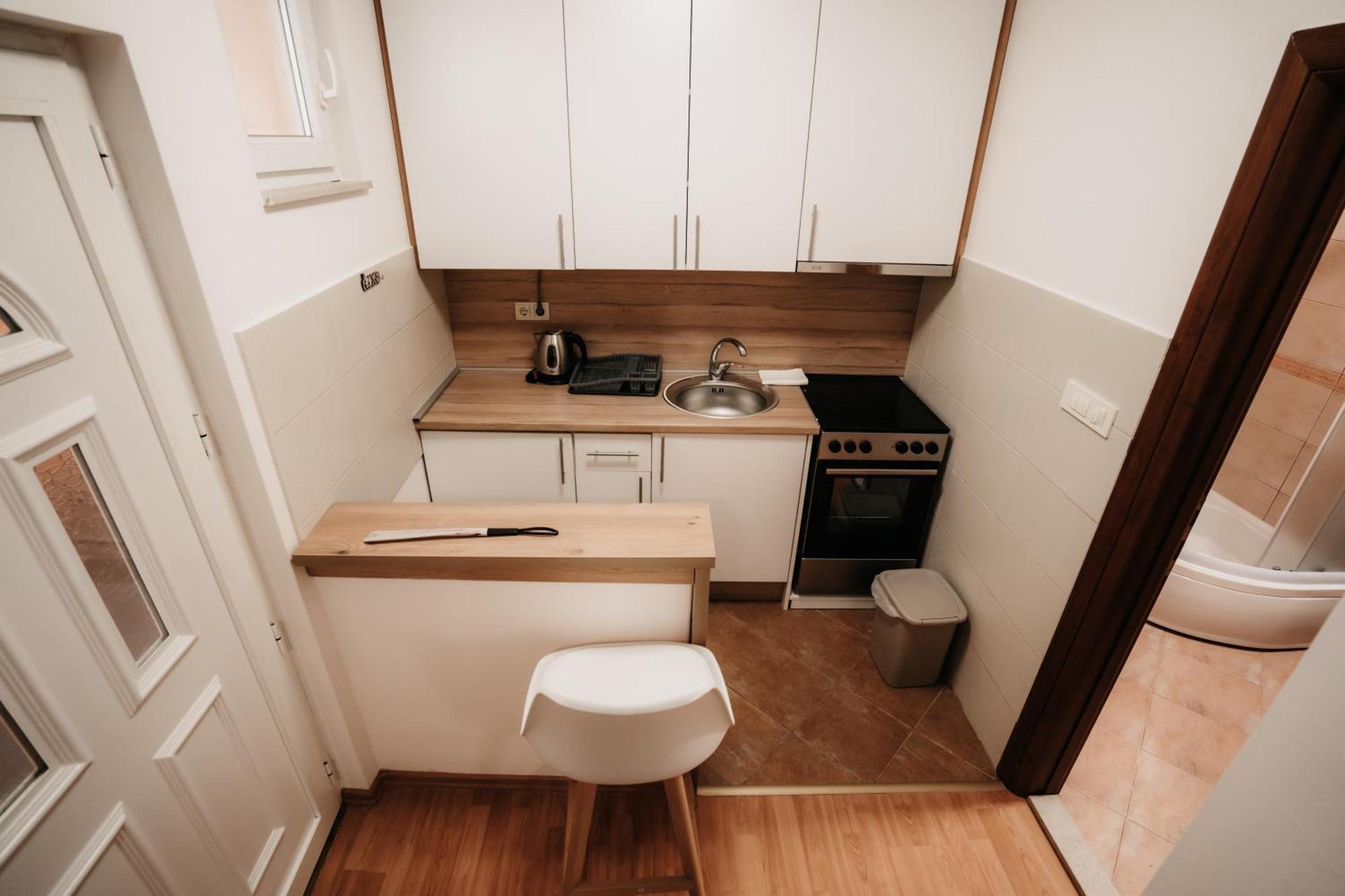 Riverside Apartments โมสตาร์ ภายนอก รูปภาพ